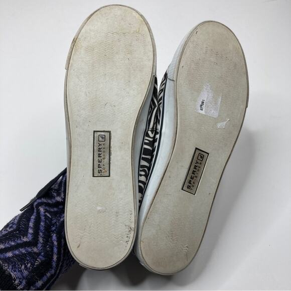 Sperry | Black & White Zebra Pattern Boat Shoes 10 - Picture 8 of 8